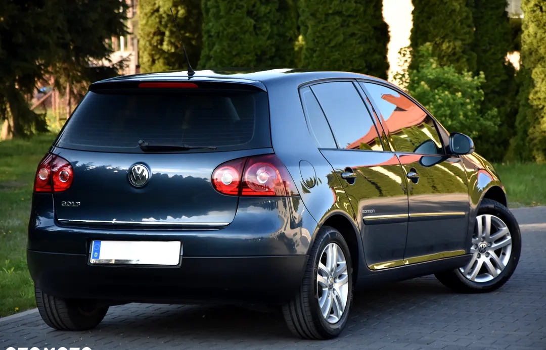 Volkswagen Golf cena 16900 przebieg: 197500, rok produkcji 2008 z Łomża małe 529